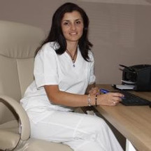 MUDr. Denisa Škrovinová